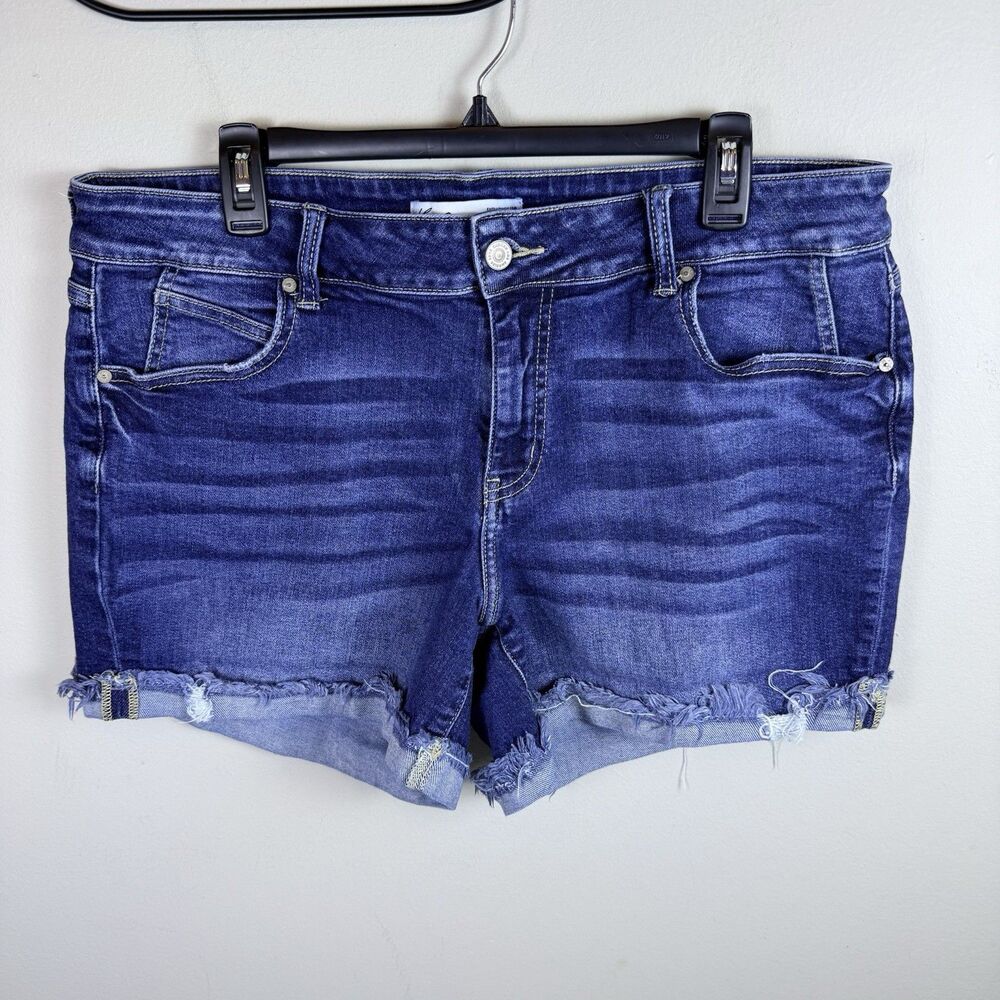 KanCan Women's Size 16 Blue Denim Distressed Frayed Hem Shorts Mid Rise